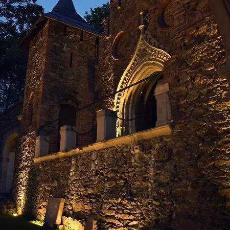 Zamek Rajsko 4* Zapusta