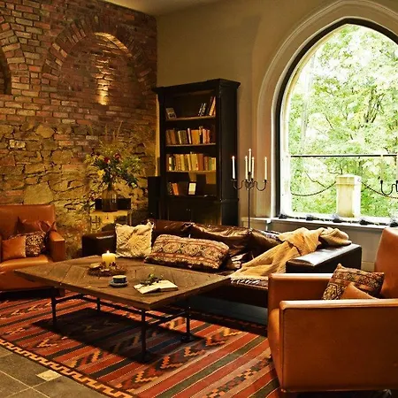 Zamek Rajsko Zapusta