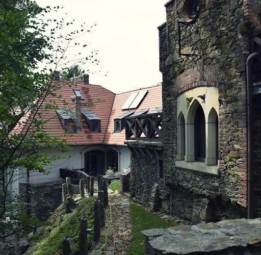 Zamek Rajsko Zapusta